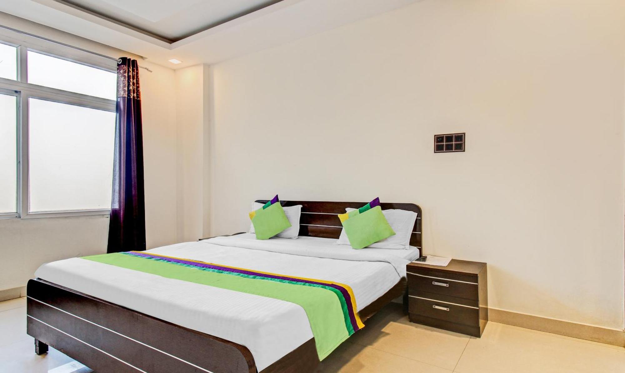 Treebo Silver Grand New Agreement Lakhnaú Exteriér fotografie